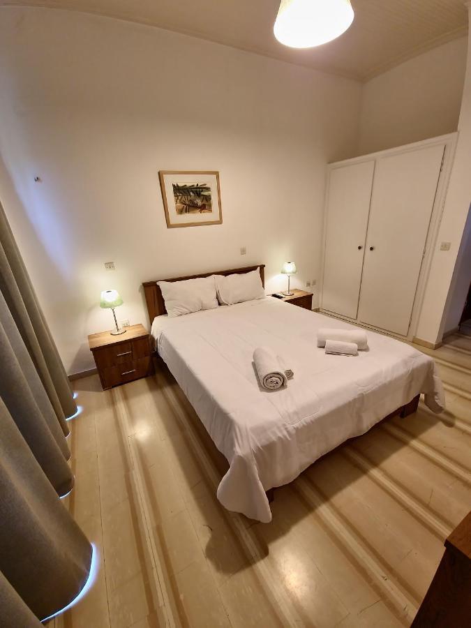 Apartment Alexandra 12 *